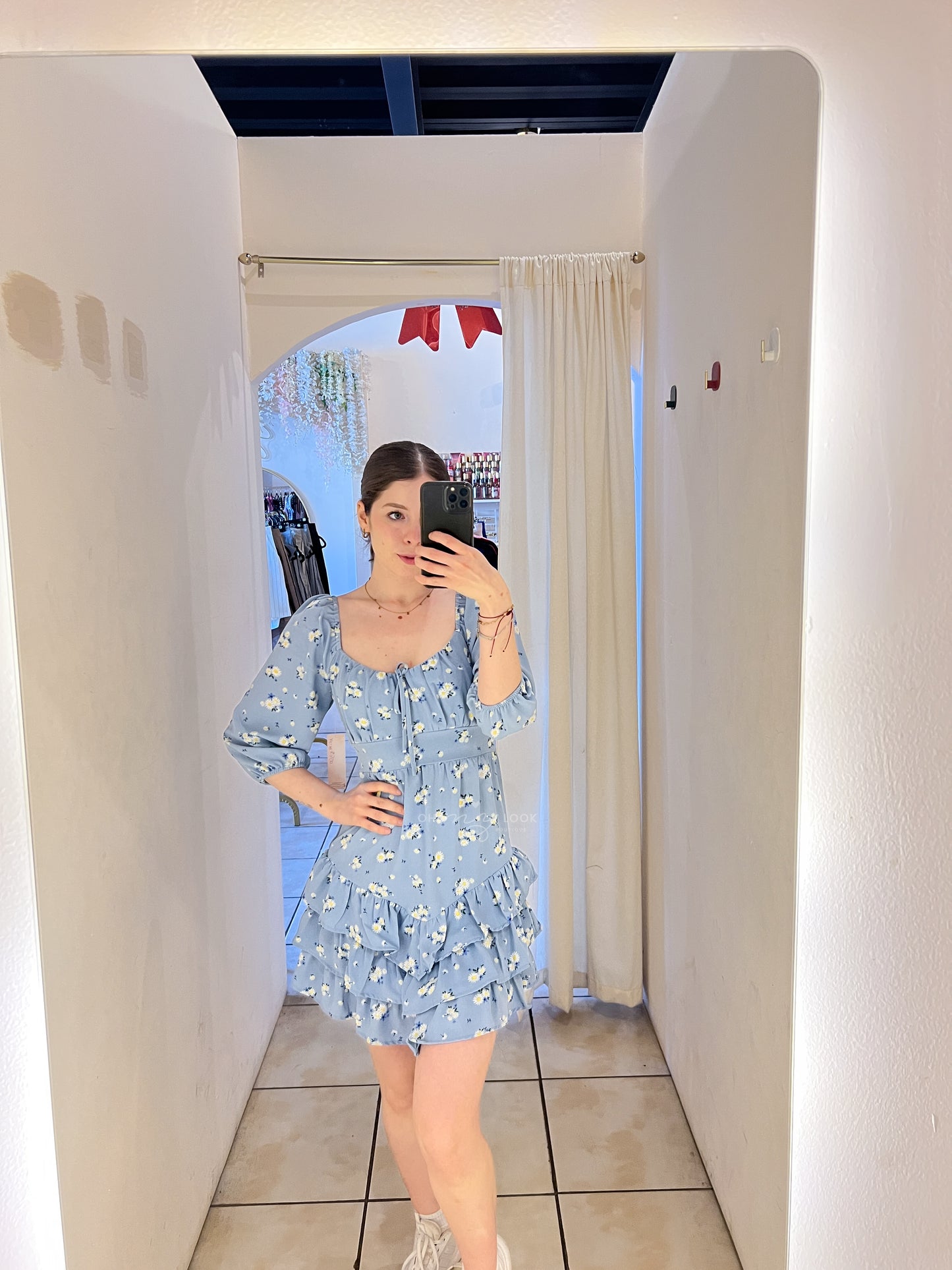 AF-19 Vestido azul con margaritas