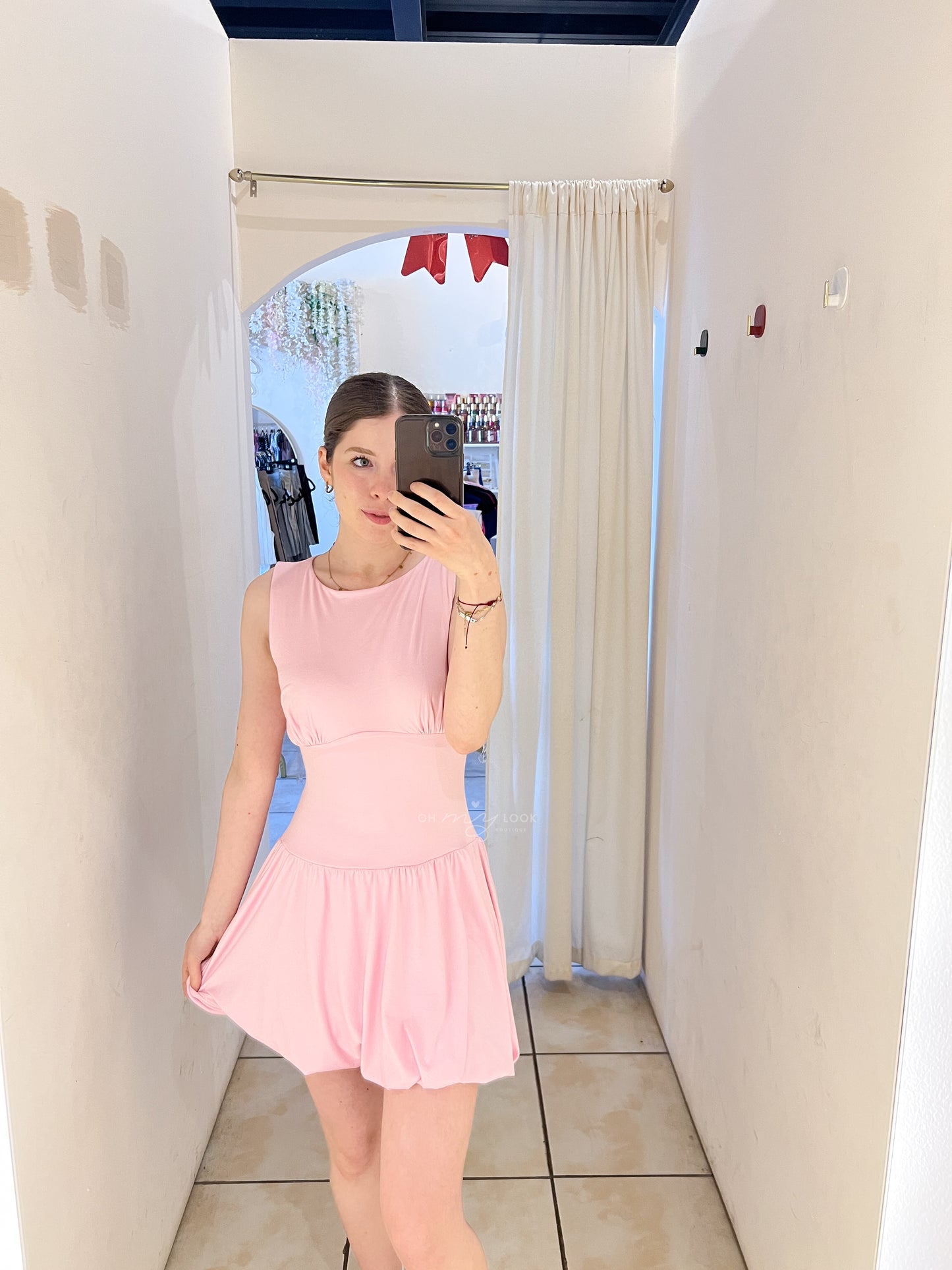 OML-02 vestido rosa falda globo
