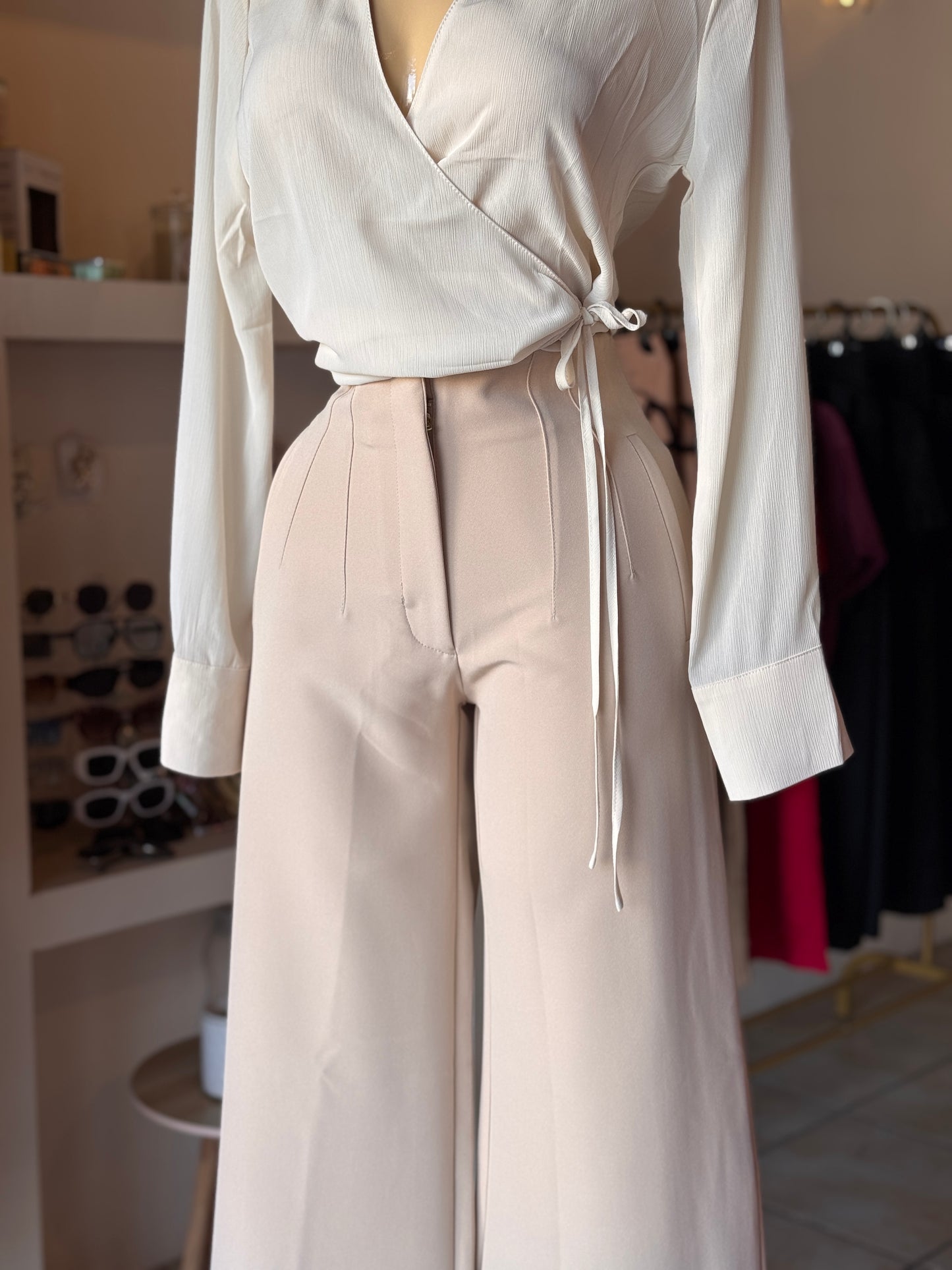 af-03 Pantalón Pinzas Corte Recto