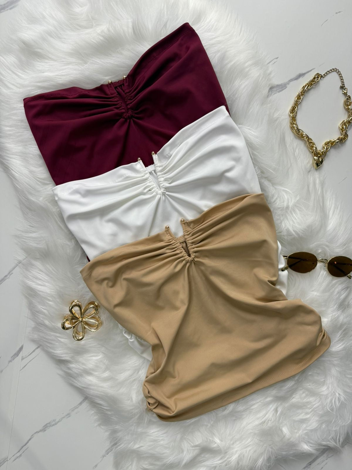AF blusa strapless con V