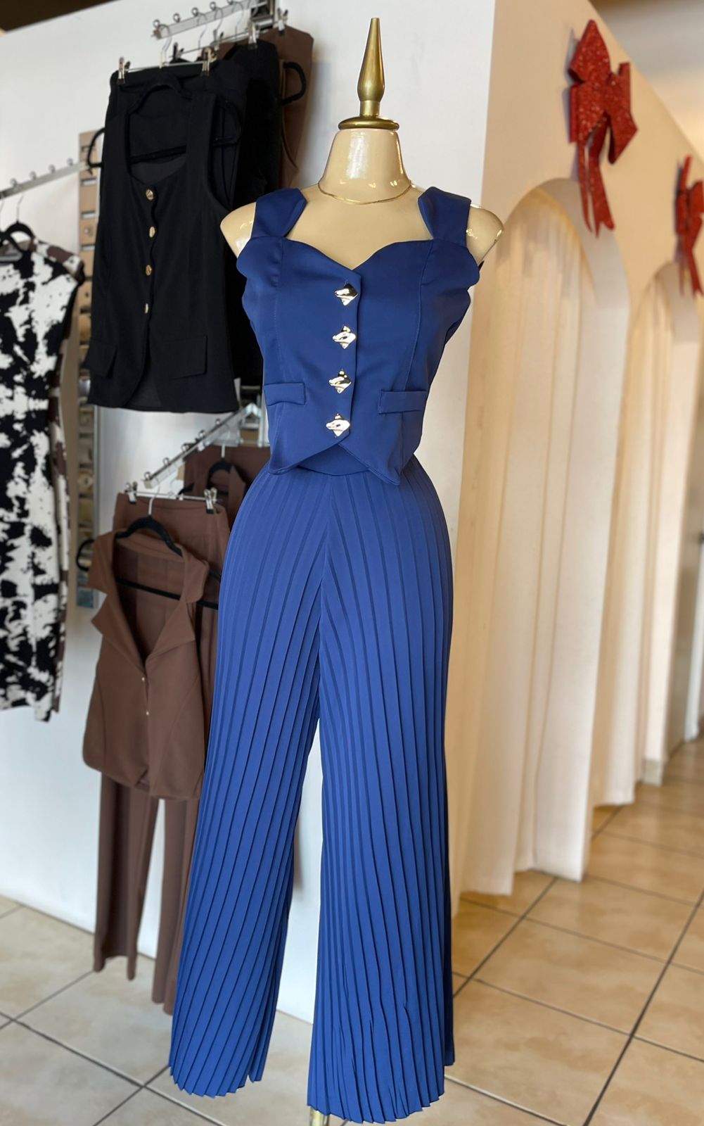 Conjunto chaleco + pantalón tableado