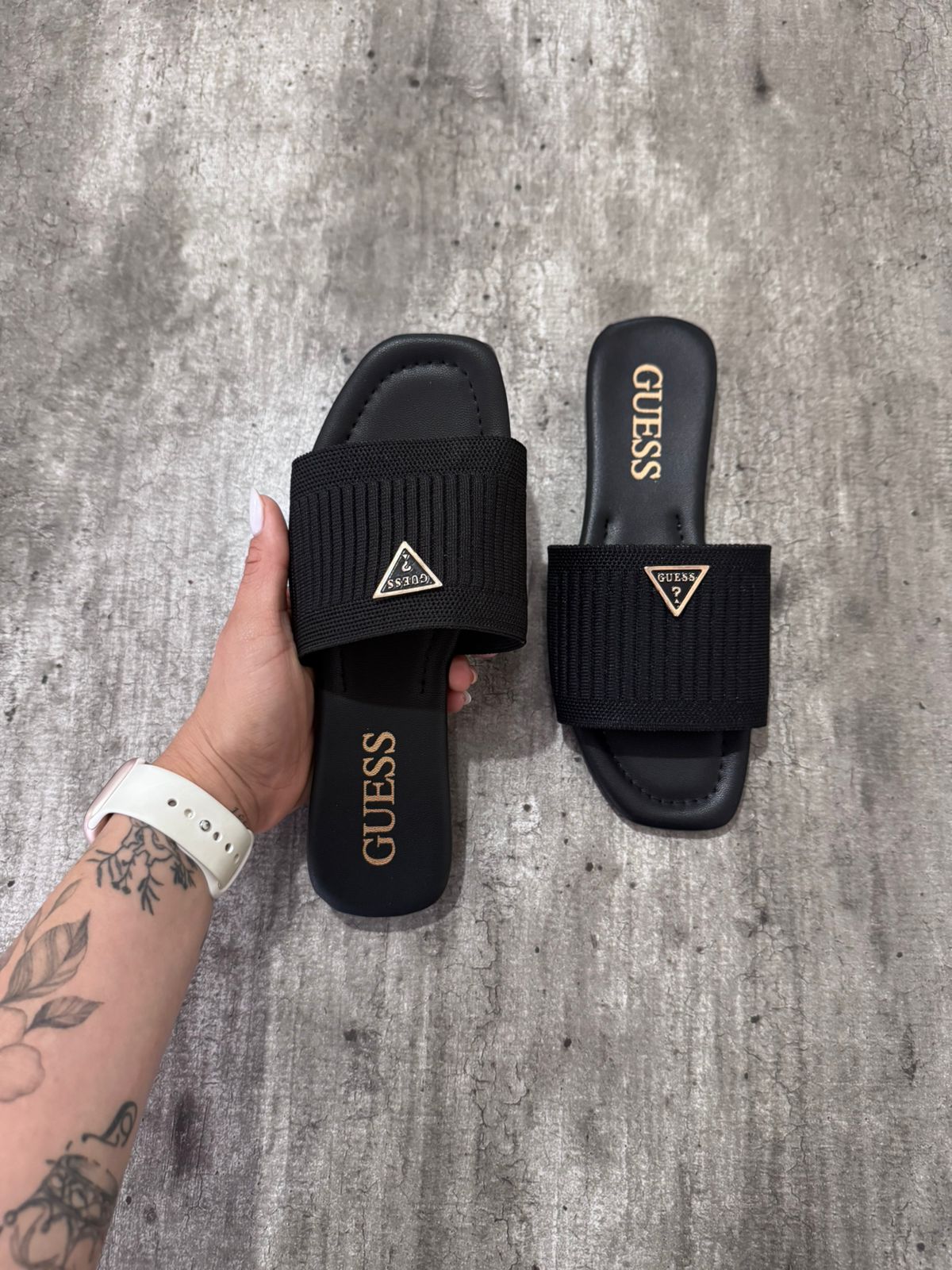 Sandalia Guess