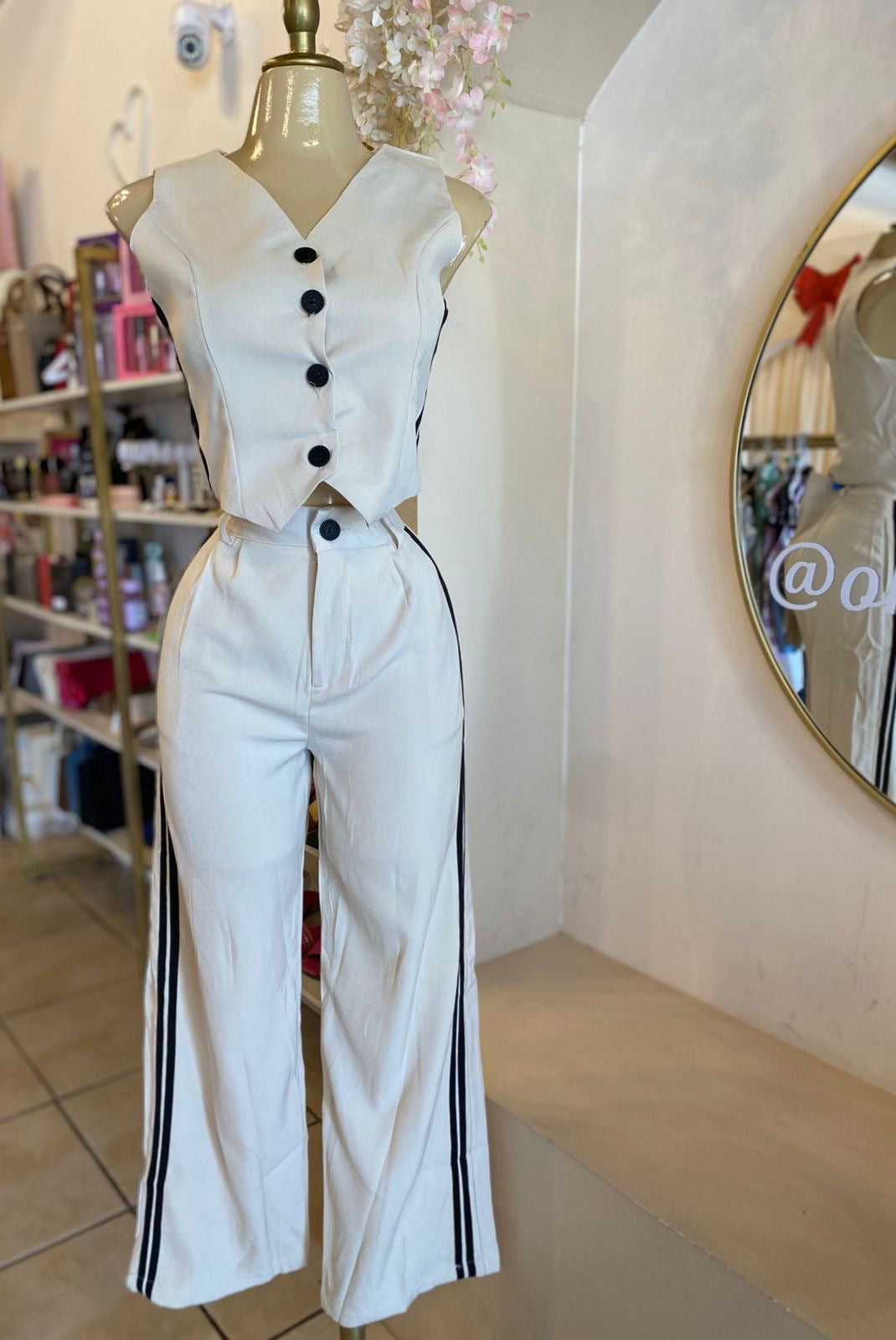 AF Conjunto chaleco con líneas