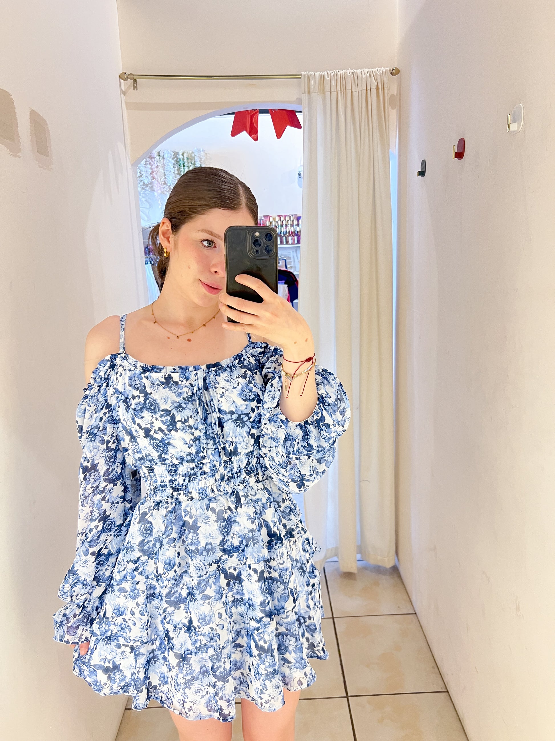 OML-05 vestido flores azules a los hombres