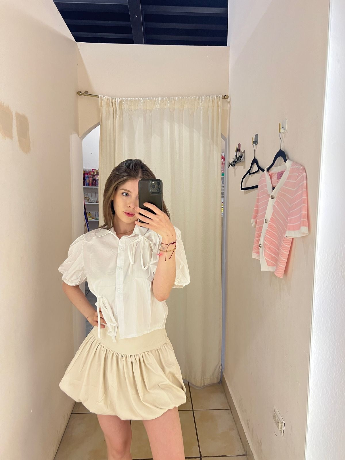 JS-27 BLUSA MANGA CORTA CON MOÑITOS (QH08282)