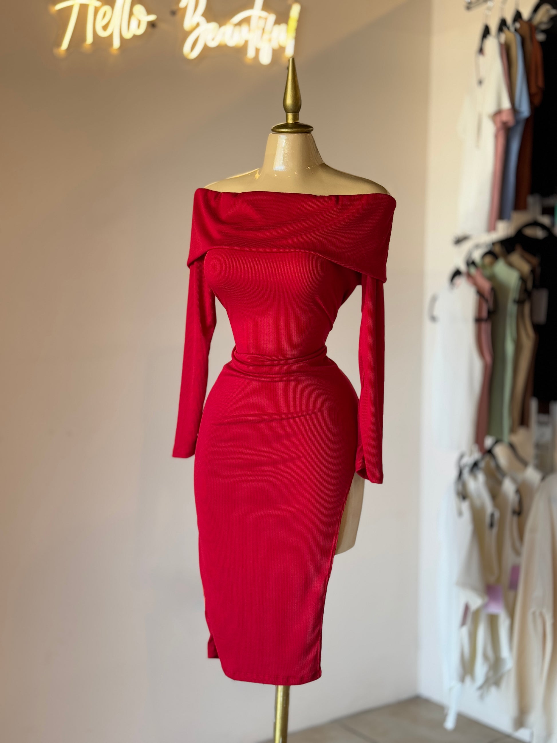 Vestido Midi a los Hombros