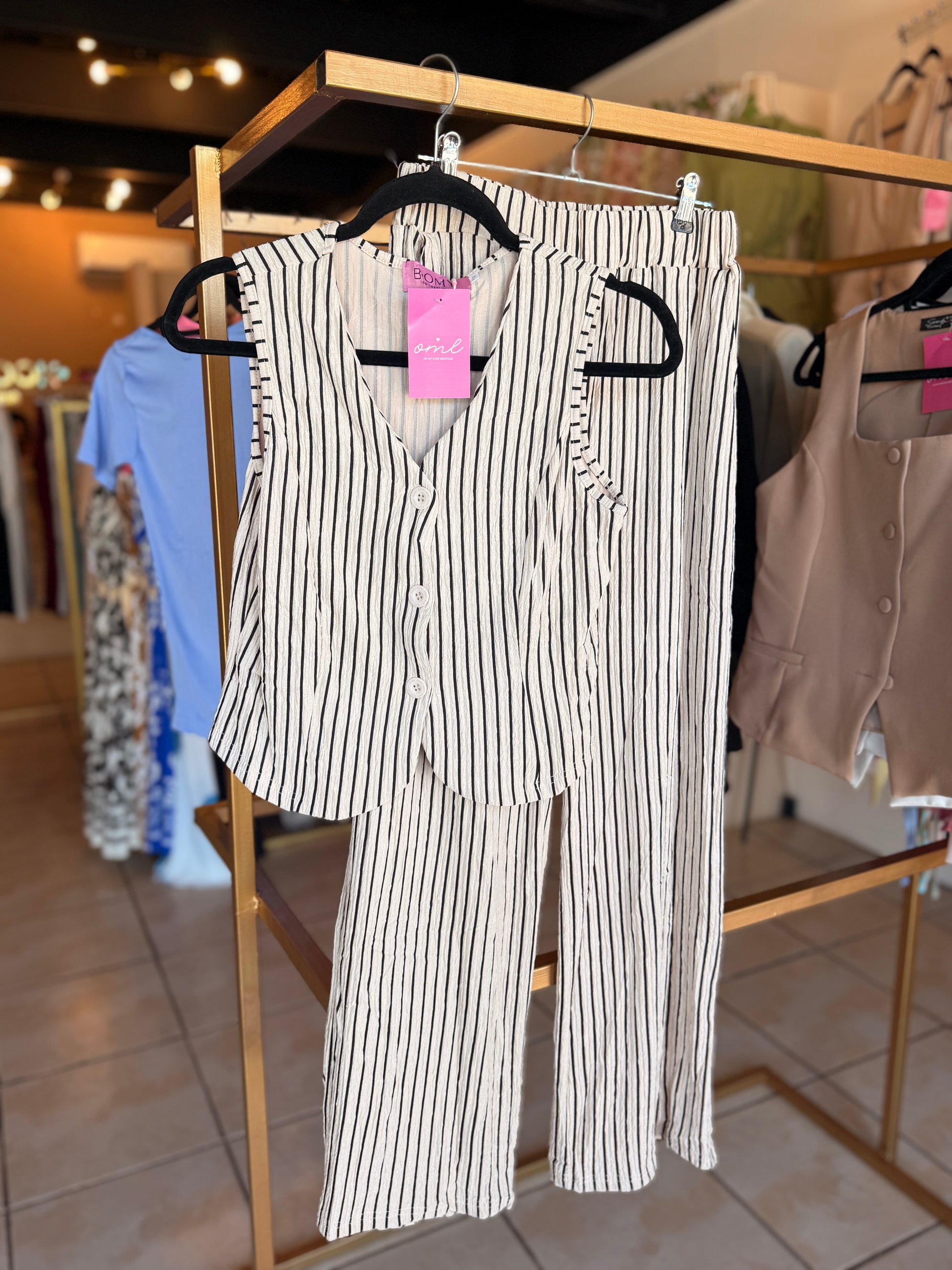 OML conjunto chaleco rayado