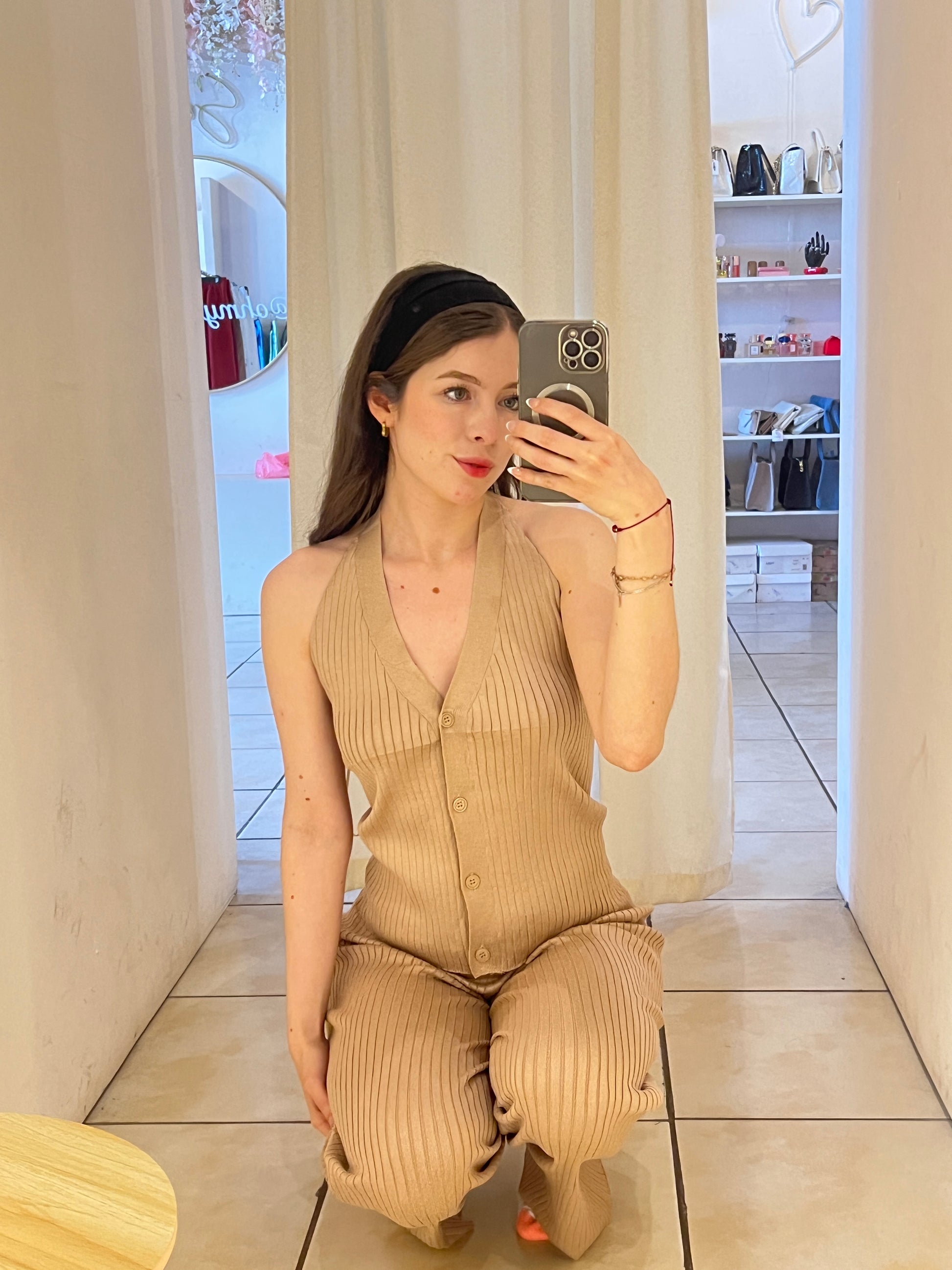 Conjunto blusa halter y pantalón