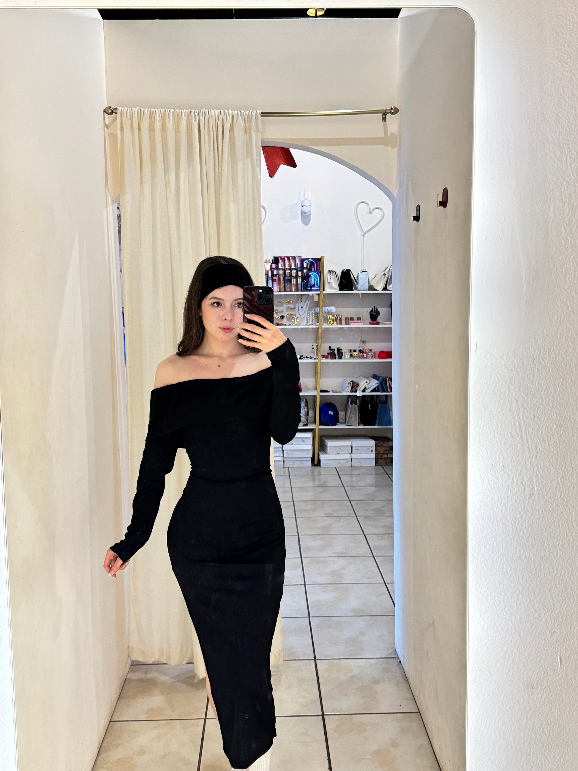 Vestido Midi a los Hombros