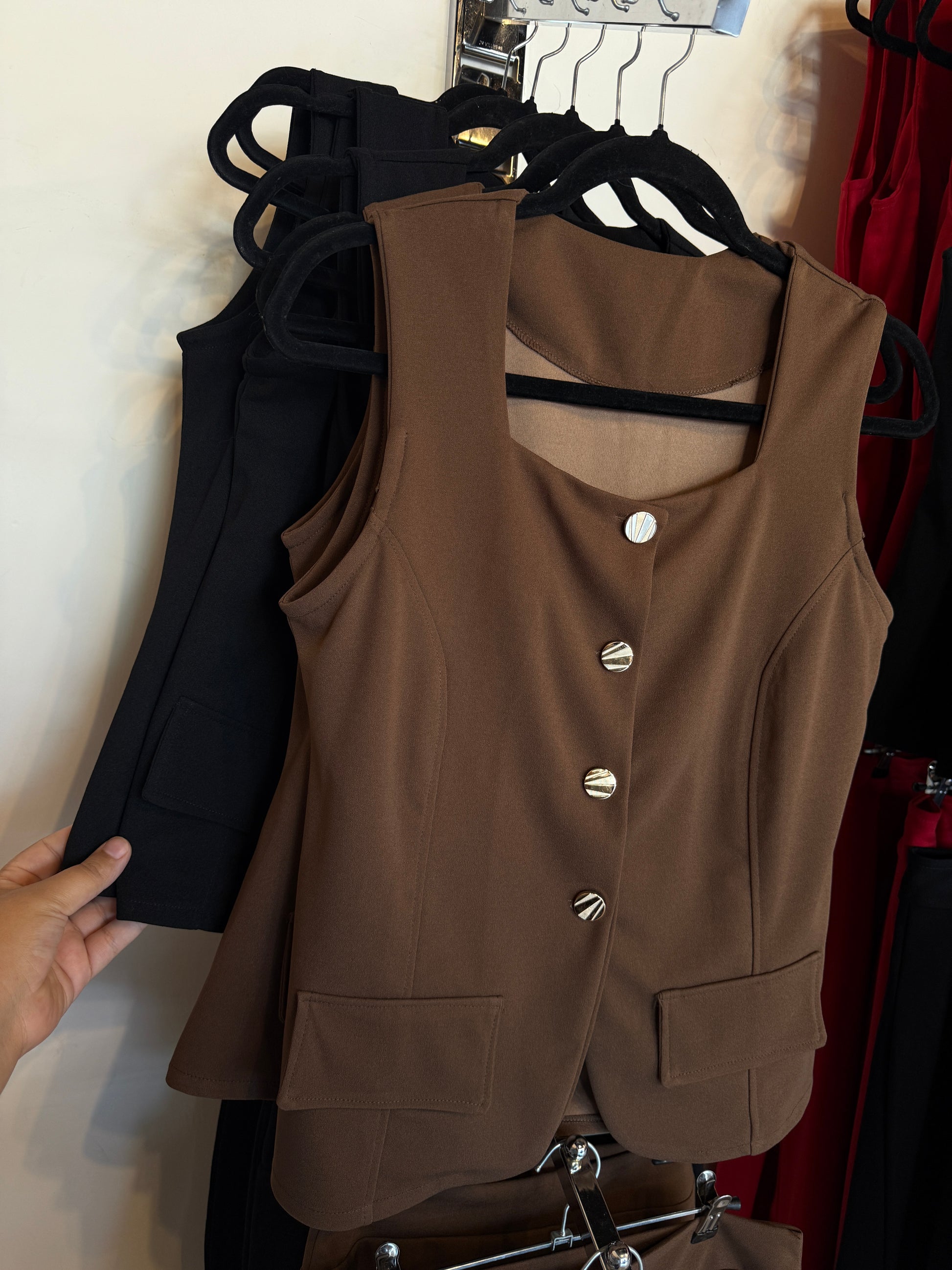 Set chaleco y falda