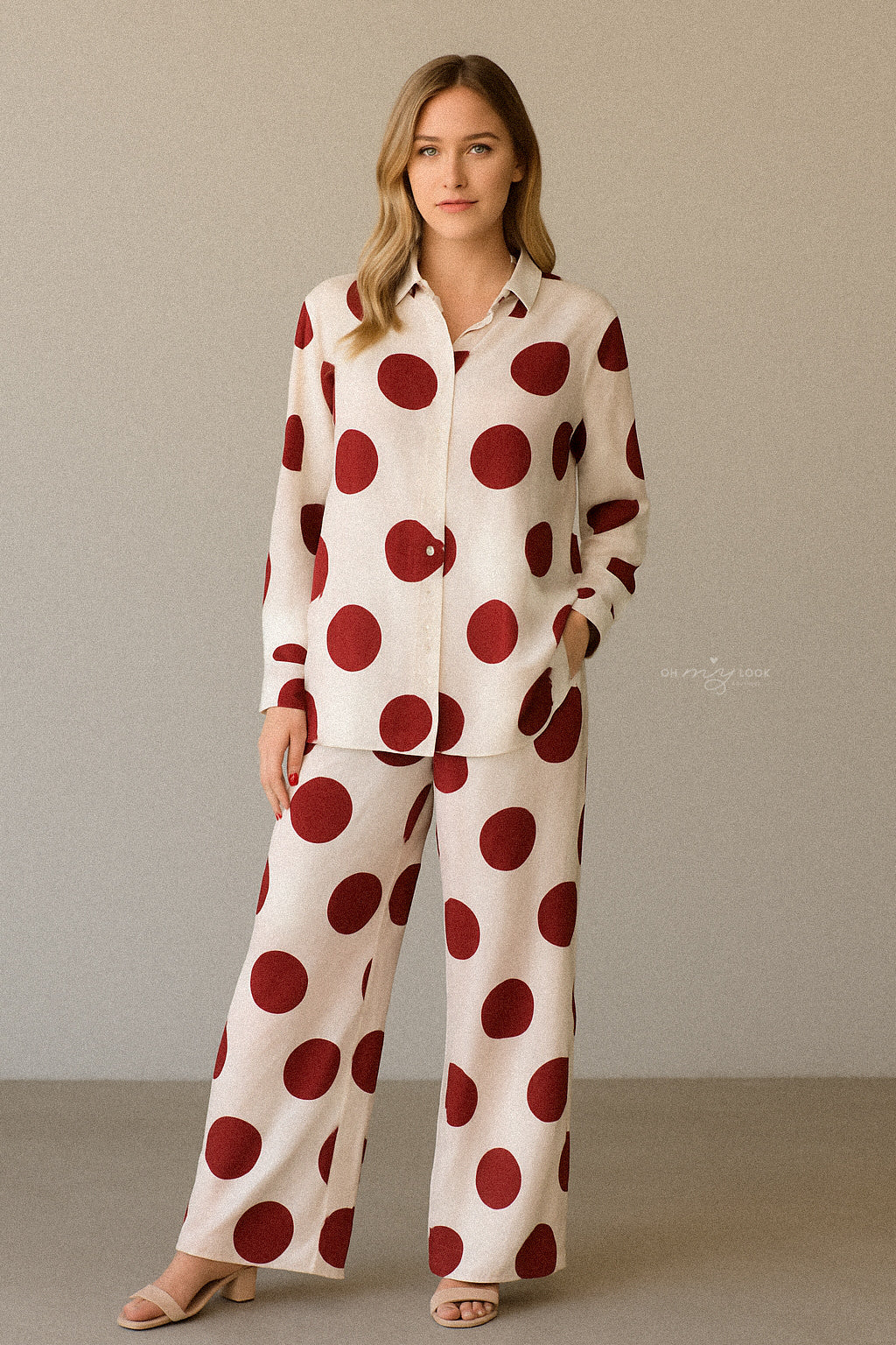 AF Conjunto estampado lunares