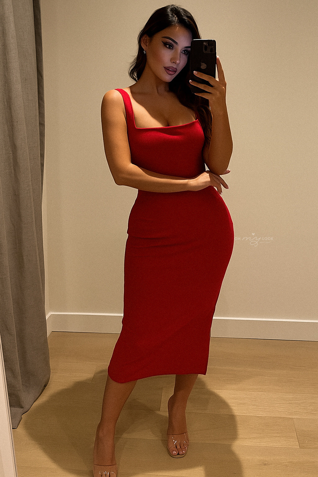 AF vestido liso escote cuadrado
